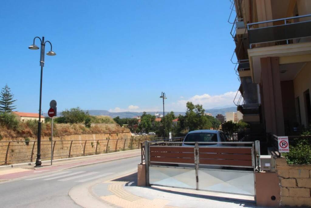 Daphne'S House Families Only Apartment Chania  Bagian luar foto